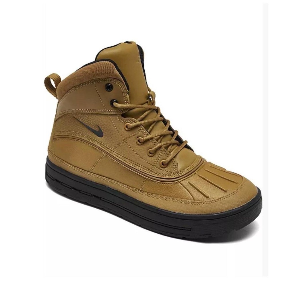 Nike
Big Kids Woodside 2 High Top Boots from Finish Line